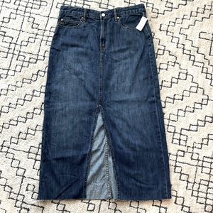 🔥NWT🔥 Gap long denim skirt.